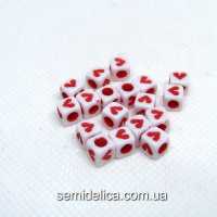 Бусины Алфавит 6х6мм куб, красные сердечки